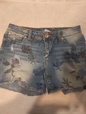 Time and Tru Blue Floral Distressed Jean Shorts